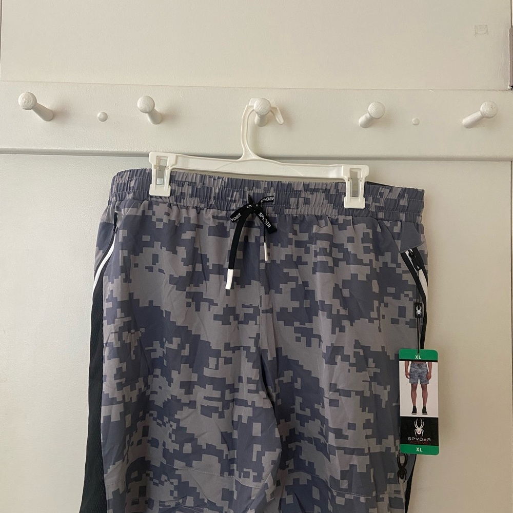Men’s Camo Gray Shorts - Spider